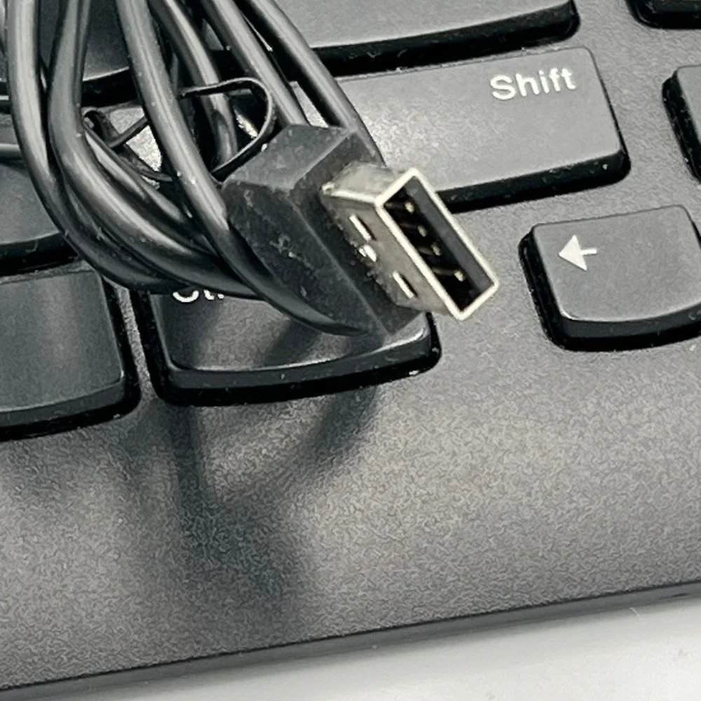 Lenovo Wired Keyboard Unisex OS Black Very Good EKB-536A USB Full Size Numeric